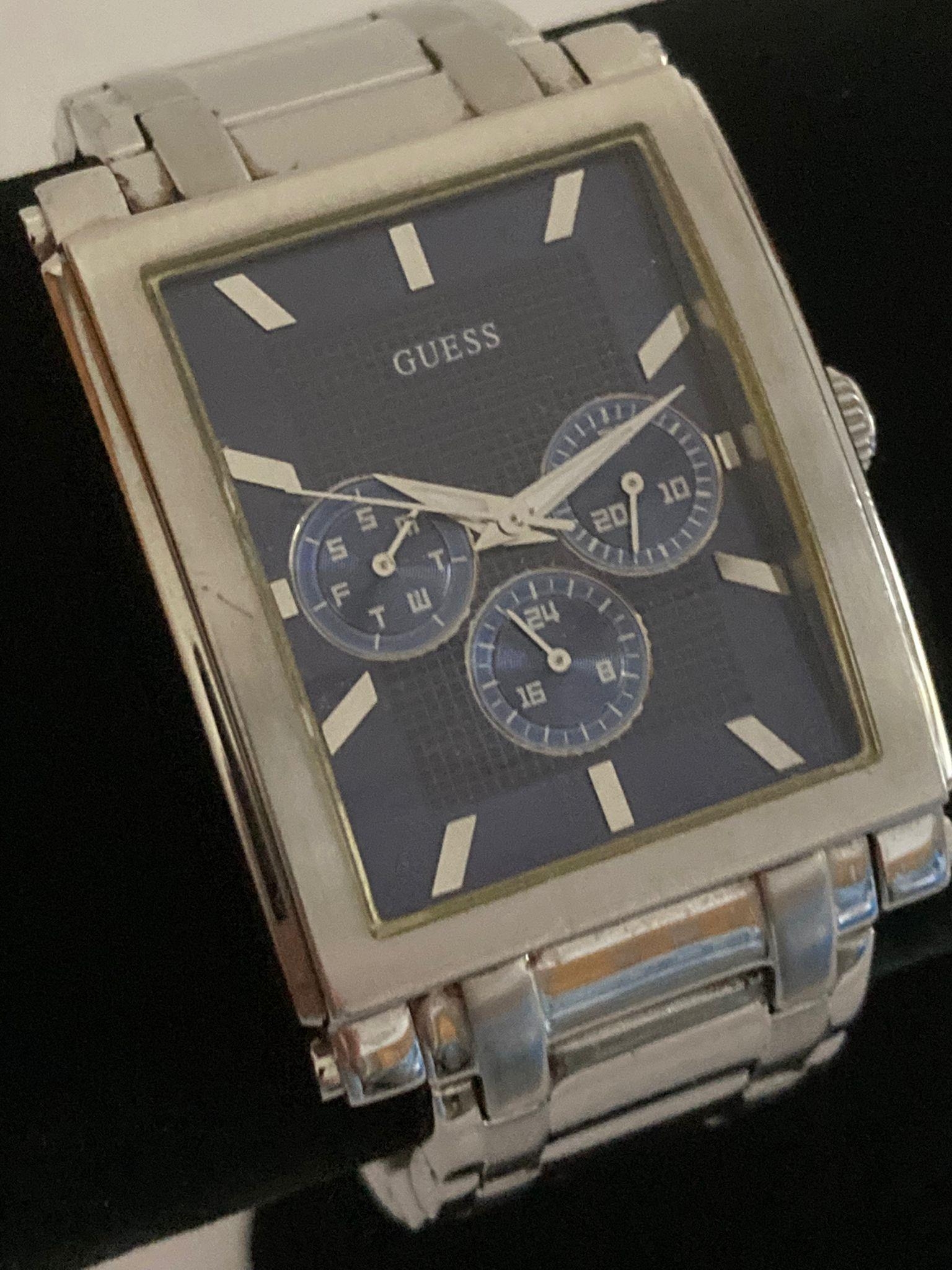 Gentlemans GUESS Multi Dial quartz wristwatch. Having large square face finished in midnight blue.