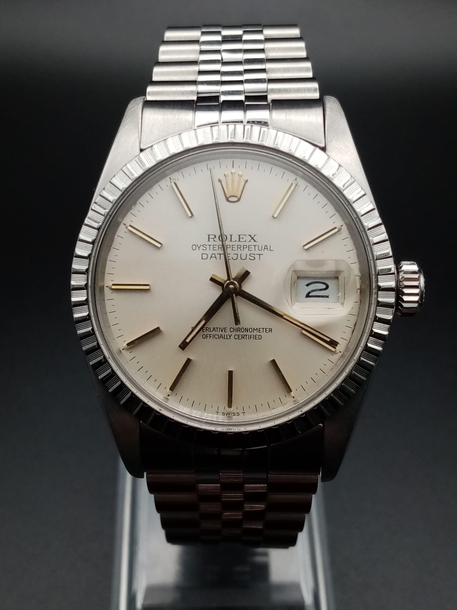 A Rolex Oyster Perpetual Datejust Gents watch. Stainless steel strap and case - 36mm. Cream dial.