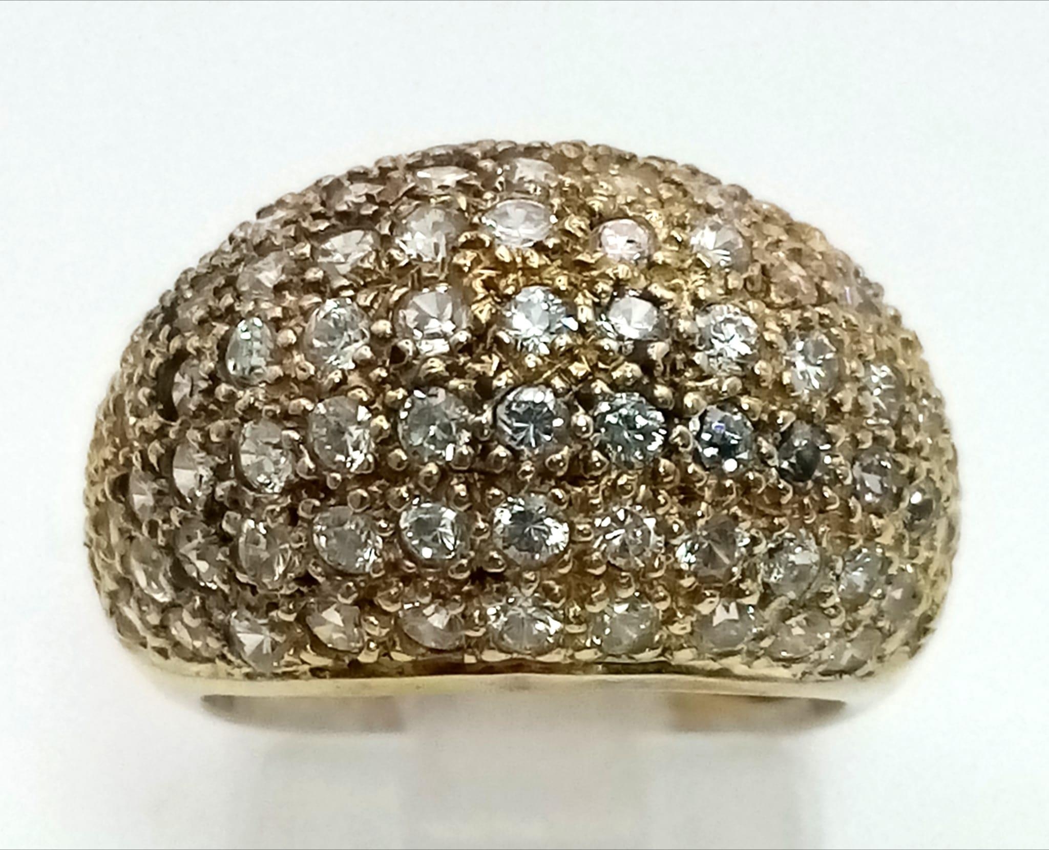 STERLING SILVER WITH GOLD VERMEIL STONE SET BOMBAY CLUSTER RING, WEIGHS 6.6G, SIZE K - Image 2 of 4