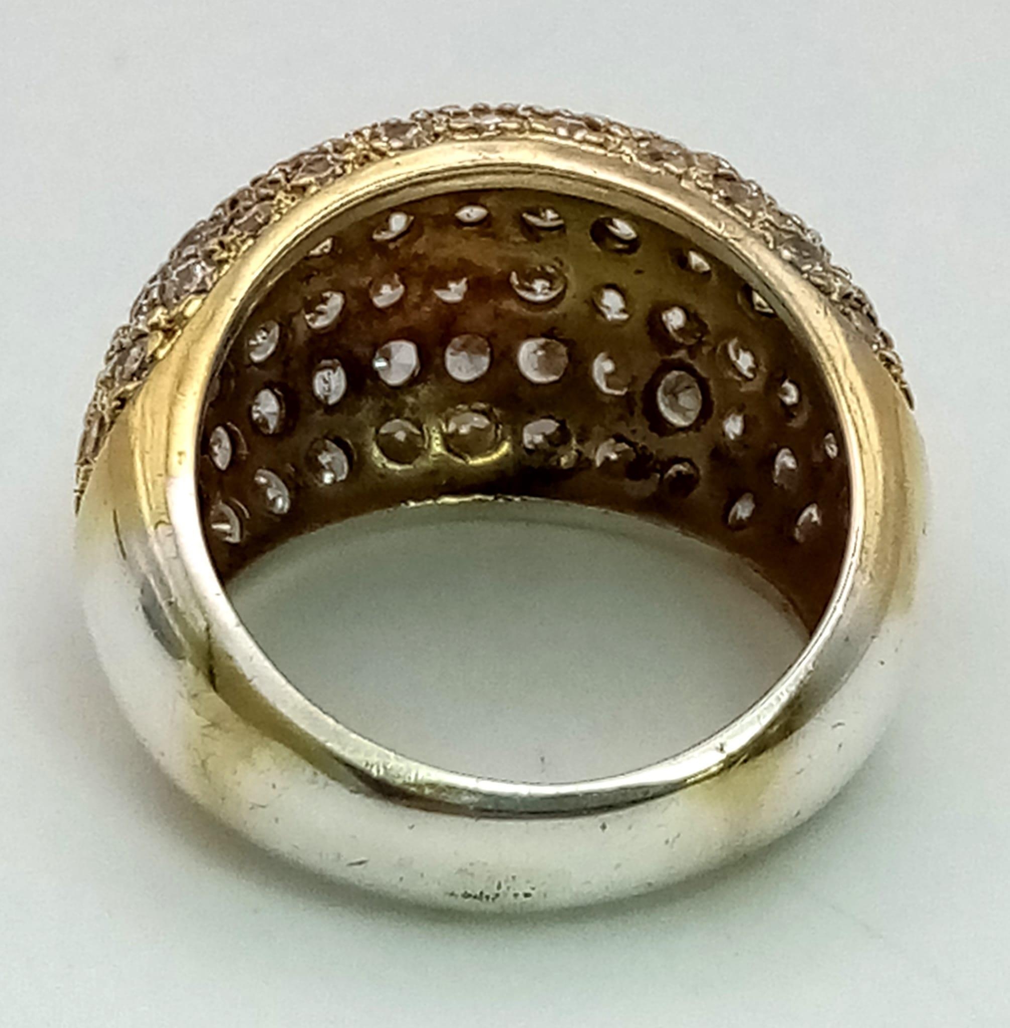 STERLING SILVER WITH GOLD VERMEIL STONE SET BOMBAY CLUSTER RING, WEIGHS 6.6G, SIZE K - Image 3 of 4