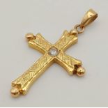 18k Yellow Gold Diamond Set Cross. 0.08ct Diamond. Weighs 5.7g