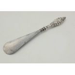 An Antique Ornately Decorated Silver Handled Shoe Horn, Full Hallmarks for Birmingham 1904. 18cm