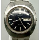 A Vintage Omax 17 Jewel Automatic Gents watch. Stainless steel strap and case - 36mm. Blue dial with