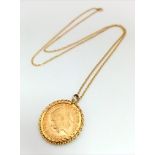 A 22K Gold 1911 Full Sovereign set in 9K Gold on a 9K Yellow Gold Disappearing Necklace - 56cm. 11.