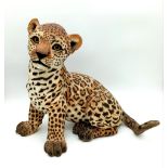 A large wonderfully detailed Leopard Sculpture. Approx 40cm x 30cm. Weighs 3kg