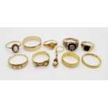 A Mixed Lot of Jewellery. Consisting of: 2 x 22k gold rings. 2 x 18k gold rings. 5 x 9k gold