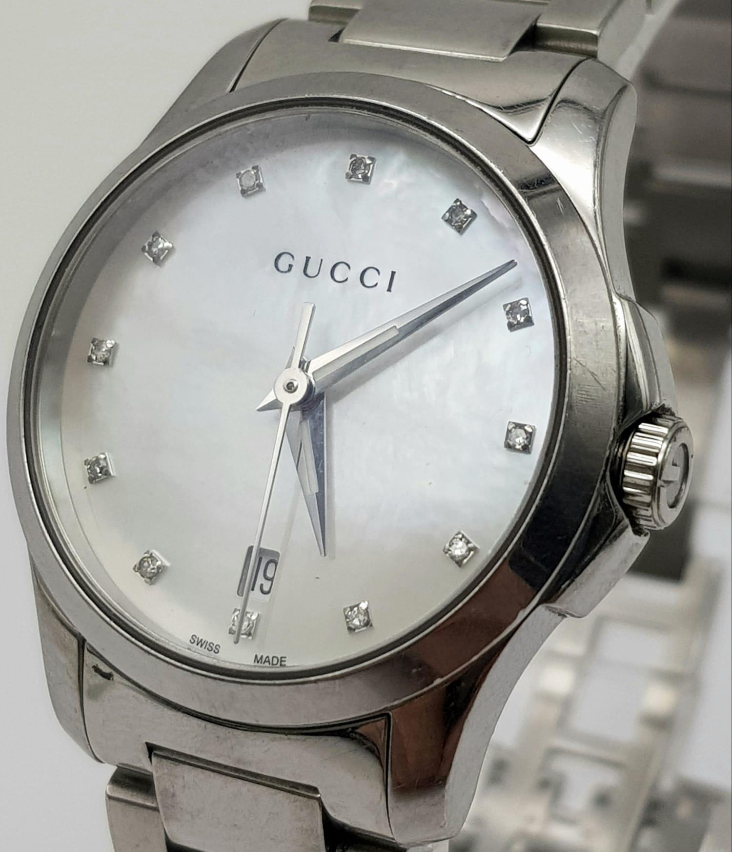 GUCCI STEEL BRACELET WATCH 126.5 16282052 MOTHER OF PEARL DIAL WITH DIAMONDS FULL WORKING ORDER - Image 3 of 5