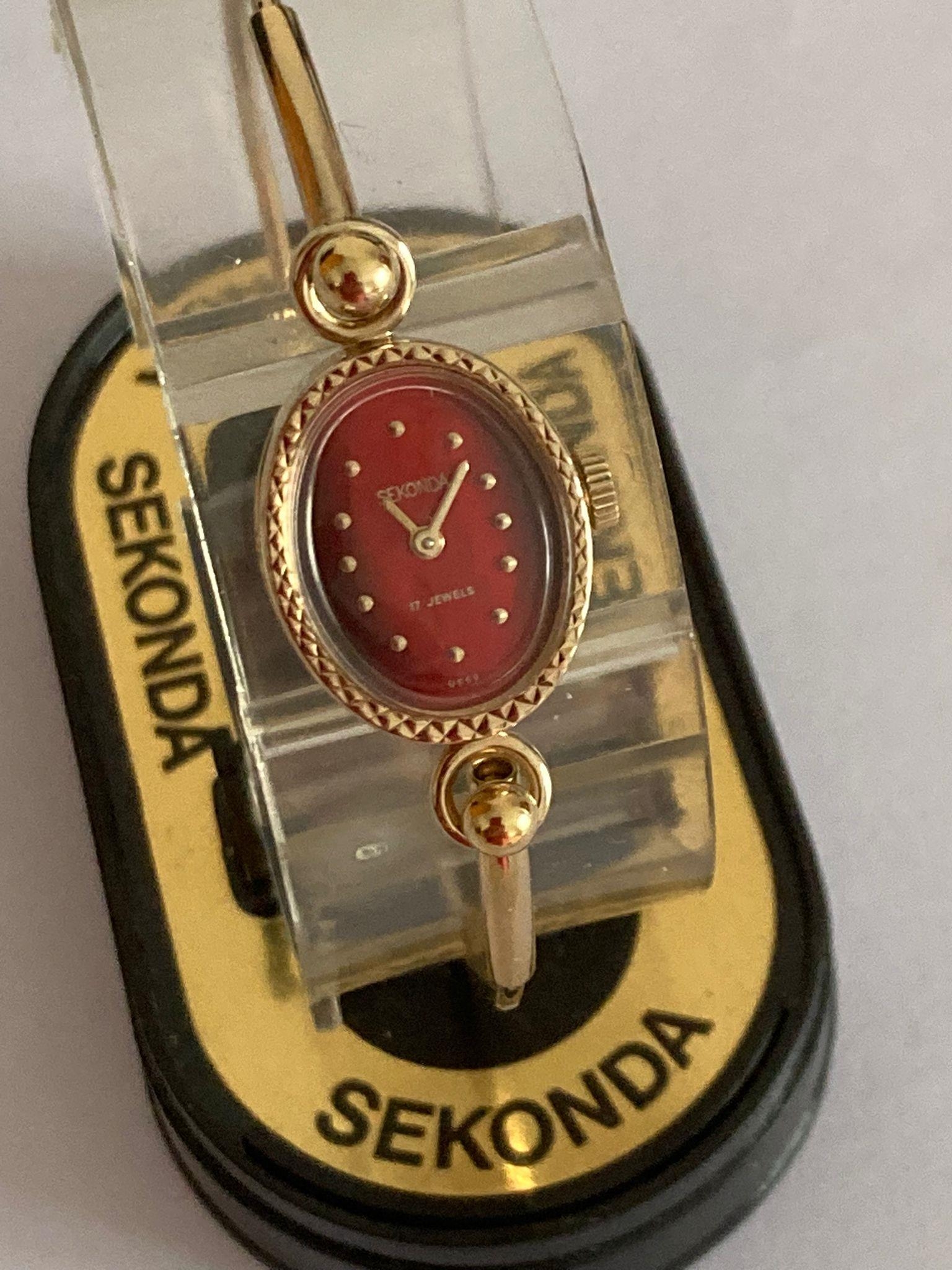 Vintage 1960/70’s SEKONDA BRACELET WATCH original Soviet production in gold tone ,having an oval - Image 2 of 4