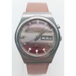 A Vintage Ricoh 21 Jewel Automatic Gents Watch. Pink leather strap. Stainless steel case - 36cm.
