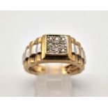 A 9 K two colour gold, Rolex style, diamond (0.15 carats) set ring. Size: T1/2, weight: 7.9 g.