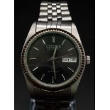 A Vintage Citizen Automatic Gents Watch. Stainless steel strap and case - 34mm. Black dial with