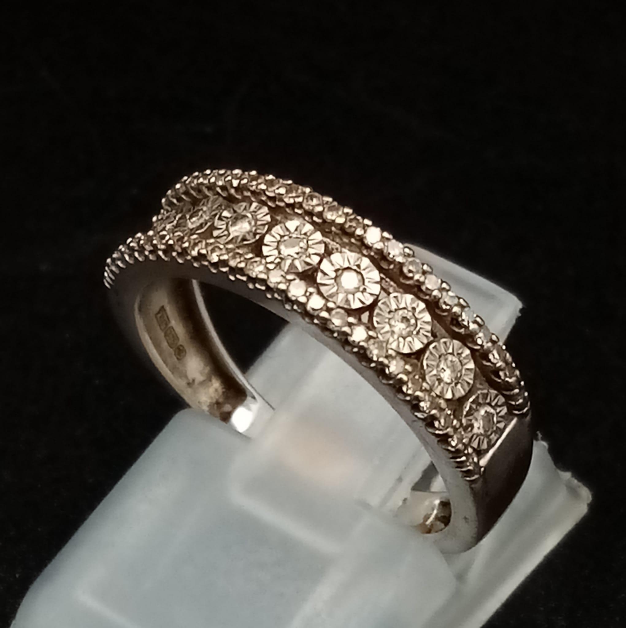 A 9K Yellow and White Gold Diamond Half-Eternity Ring. Size k. 2.56g total weight. Ref: 11912 - Image 3 of 6