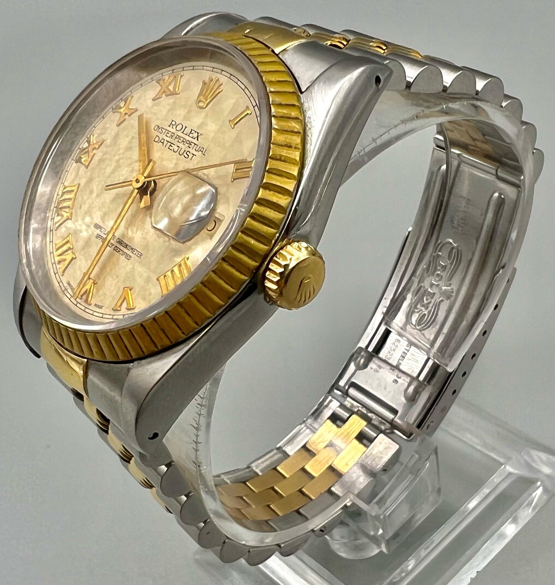 A Rolex Oyster Datejust Bi-Metal Gents Watch. Bi-metal strap and case - 36mm. Cream geometric - Image 2 of 6