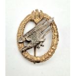 Reproduction 1943 Pattern German Army Paratroopers Badge. A very nice crisp copy that would fill a