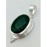 925 Silver Pendant. Faceted Emerald. Emerald - 15.28 Ct. 8.9gr.