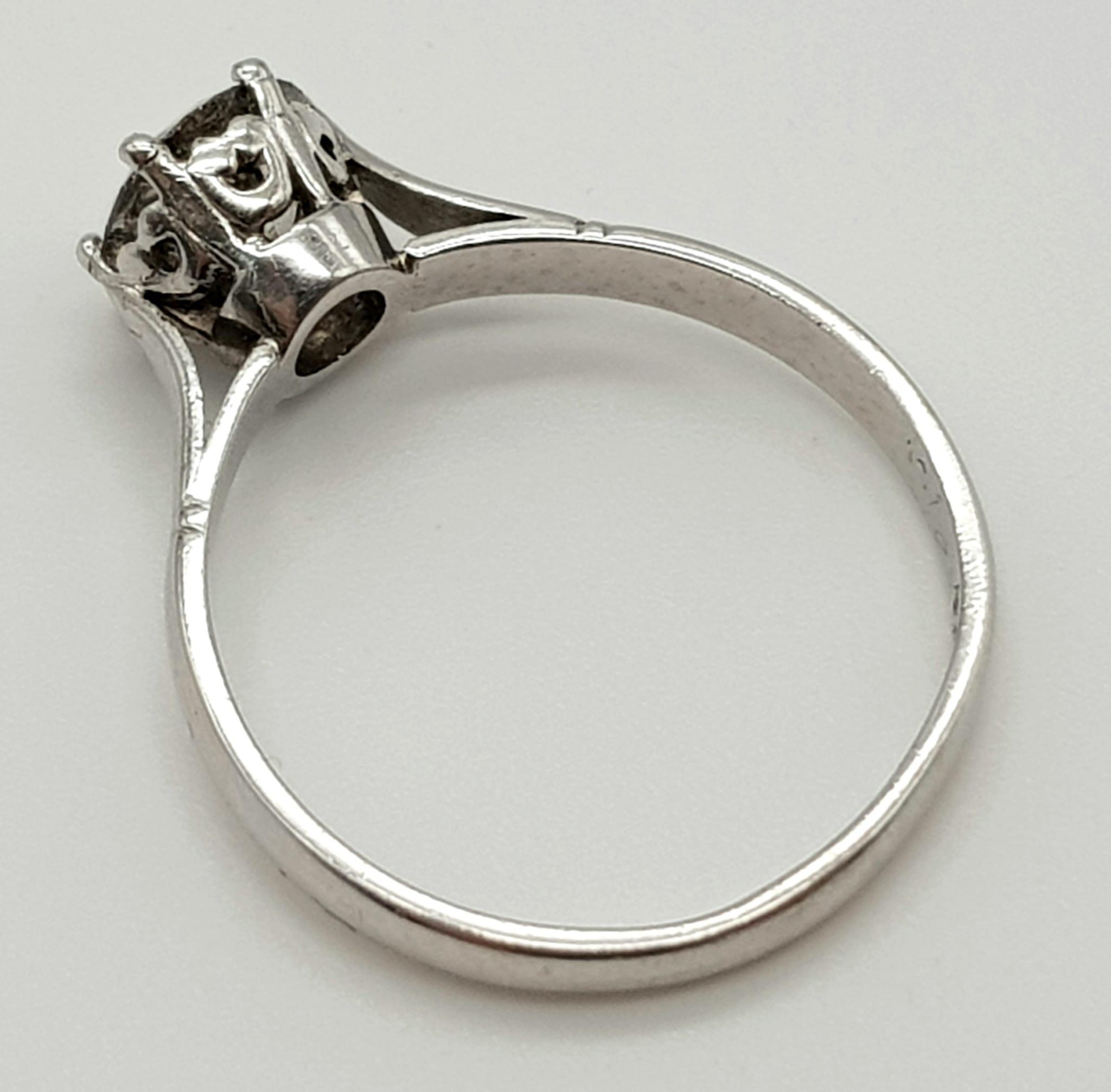 PLATINUM DIAMOND SOLIATIRE RING. 1.30CT APPROX DIAMOND. TOTAL WEIGHT 9.5G SIZE R - Image 4 of 6