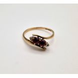 9K YELLOW GOLD STONE SET RING 1.5G SIZE L