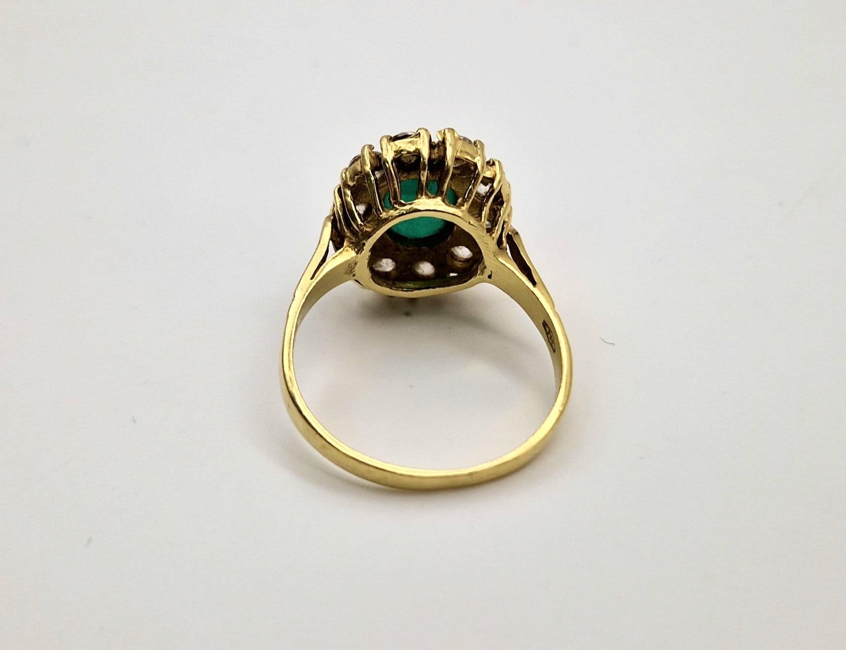 An 18 K yellow gold, stone set cluster ring. Size: Q, weight: 5.6 g. - Image 6 of 7