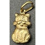 An Italian 9K Yellow Gold Pussycat Pendant or Charm. 23mm. 0.90g.