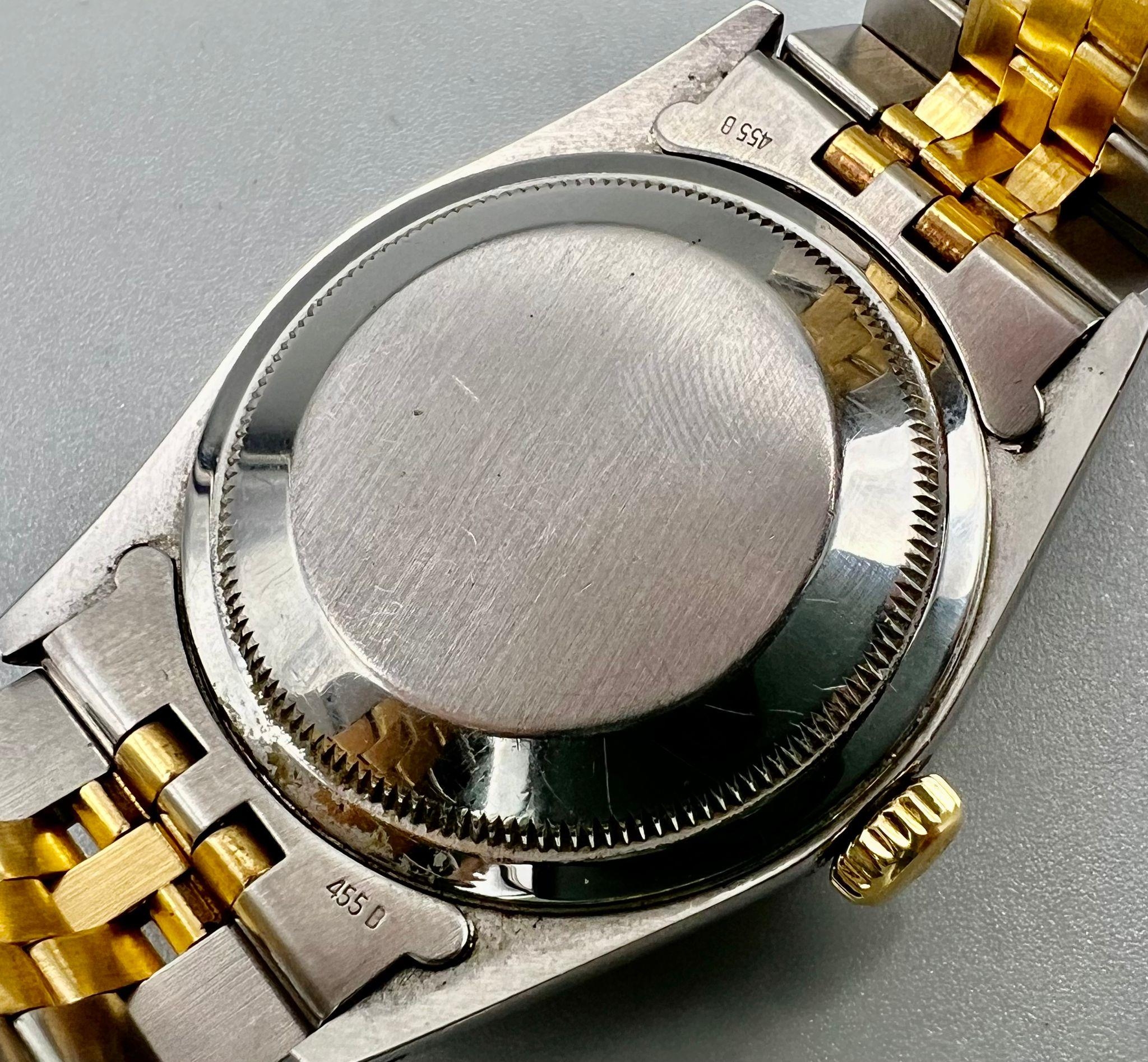 A Rolex Oyster Datejust Bi-Metal Gents Watch. Bi-metal strap and case - 36mm. Cream geometric - Image 3 of 6