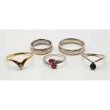 Five Different Styled Silver Rings. Includes two Viventy and three varied stoned rings. 15.5g