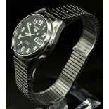 A Seiko 5 Skeleton Automatic Gents Watch. Expandable stainless steel strap. Stainless steel case -
