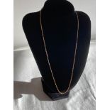 9 carat GOLD CHAIN NECKLACE with gold safety chain attached. 4.52 grams. 56 cm.