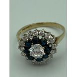 Fabulous 9 carat yellow GOLD and SAPPHIRE RING with clear gemstone detail. Presented in jewellers