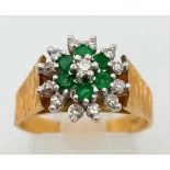 18K YELLOW GOLD VINTAGE DIAMOND & EMERALD CLUSTER RING 0.15CT 4.9G SIZE N