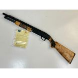 Mossberg 12 gauge, pump action Shotgun with deactivation certificate, with Deactivation certificate.