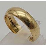A Vintage 9K Yellow Gold Band Ring. Size N. 3.7g