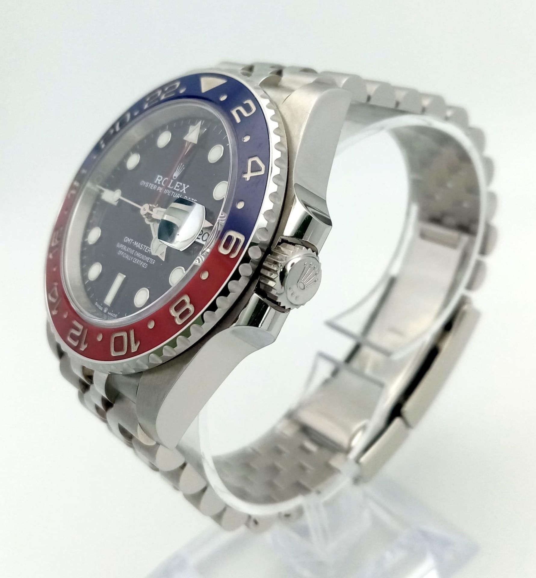 A Rolex GMT - Master II Pepsi Gents Watch. Stainless steel strap and case - 40mm. Ceramic Pepsi- - Bild 3 aus 14