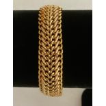 Fabulous Italian 10 carat Yellow GOLD BRACELET. Beautiful basket weave design. 19.75 grams. 18.5 cm.