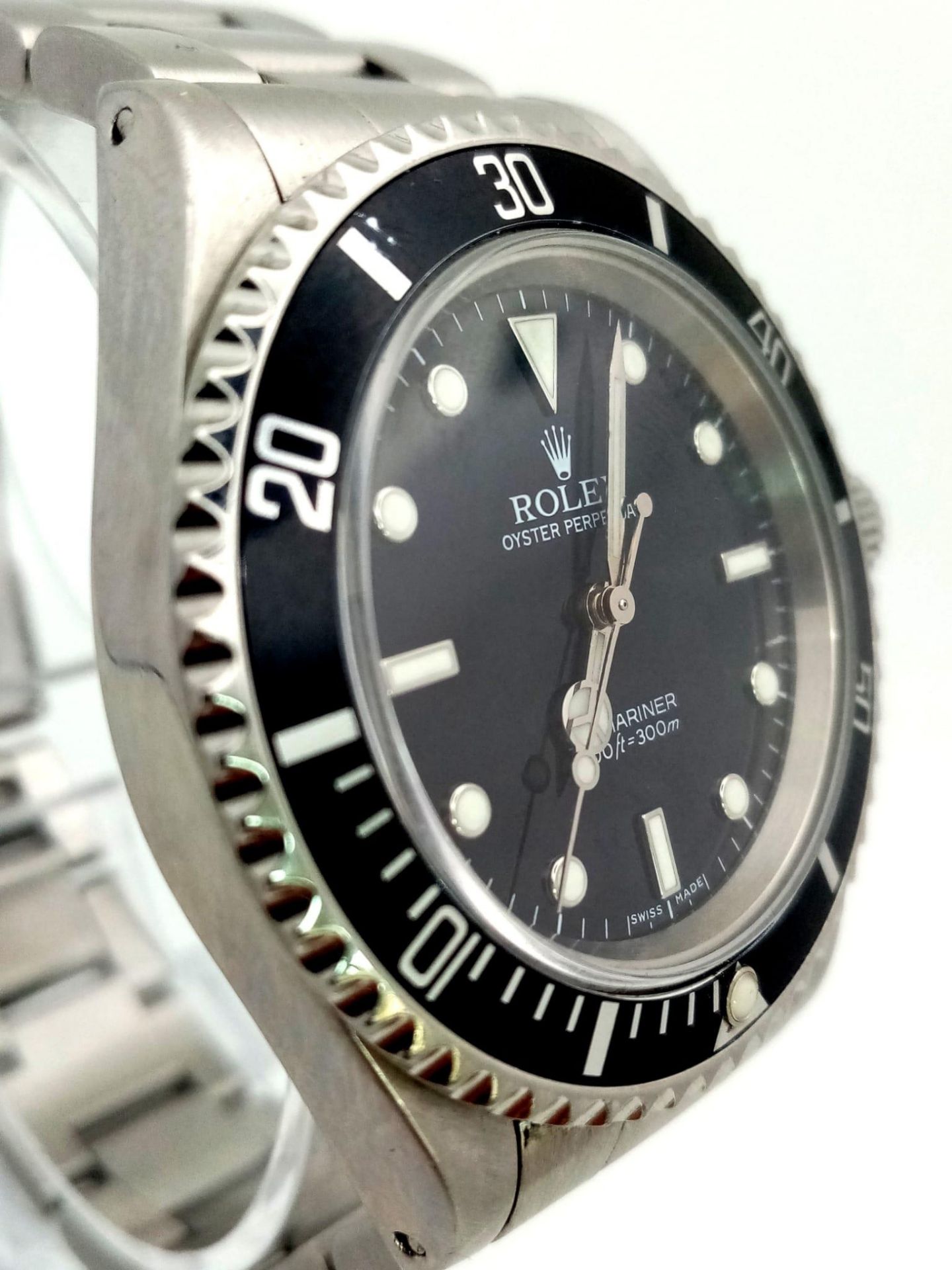 A stainless steel ROLEX OYSTER PERPETUAL SUBMARINER 1000ft/300m diver's watch. Case 40 mm, black - Bild 4 aus 10
