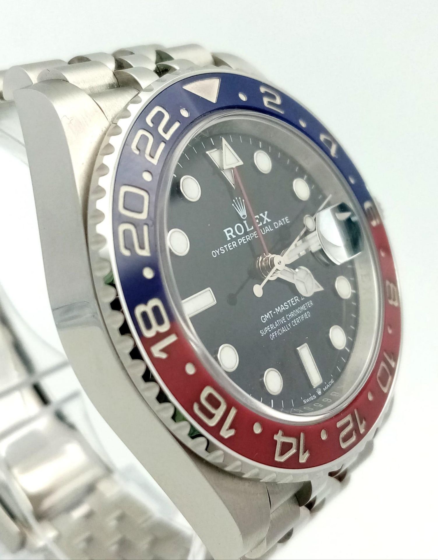 A Rolex GMT - Master II Pepsi Gents Watch. Stainless steel strap and case - 40mm. Ceramic Pepsi- - Bild 4 aus 14