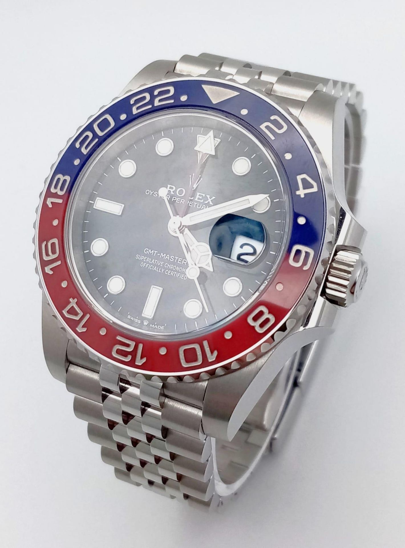 A Rolex GMT - Master II Pepsi Gents Watch. Stainless steel strap and case - 40mm. Ceramic Pepsi- - Bild 2 aus 14
