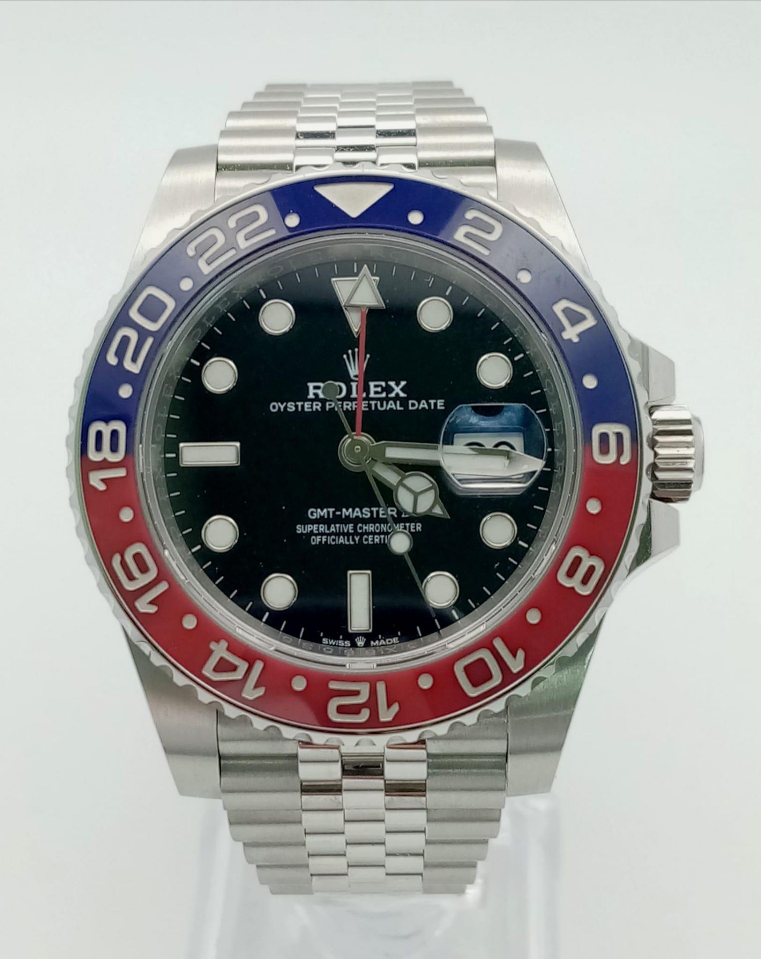A Rolex GMT - Master II Pepsi Gents Watch. Stainless steel strap and case - 40mm. Ceramic Pepsi-