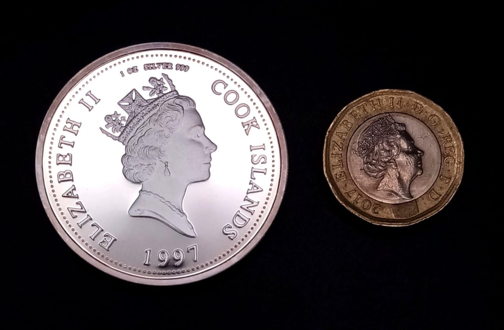 A 999 Silver Cook Islands Proof One Dollar Coin - Commemorating the death of Princess Diana. Comes - Bild 2 aus 2