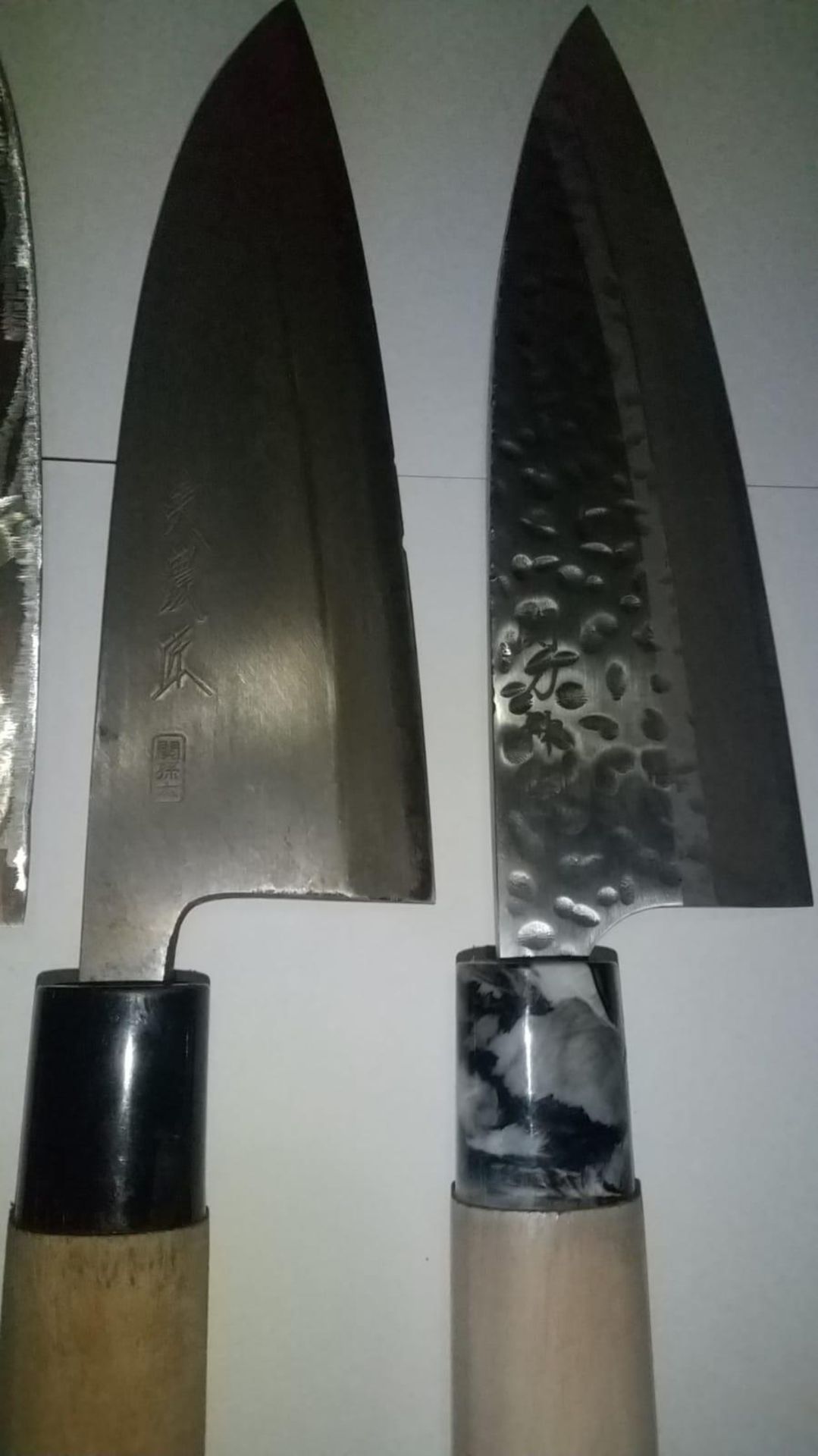 Japanese Chefs knifes set. Four Japanese hand forged Chefs knifes from right signed. SEKI TOSHIN, - Image 2 of 3