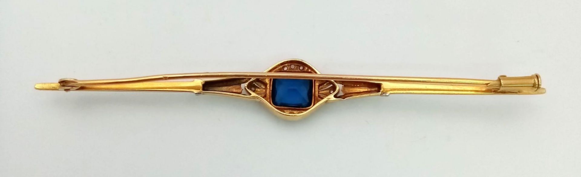 An Antique Victorian 18K Yellow Gold Sapphire and Diamond Brooch. 8cm. 4.03g total weight. - Image 4 of 5