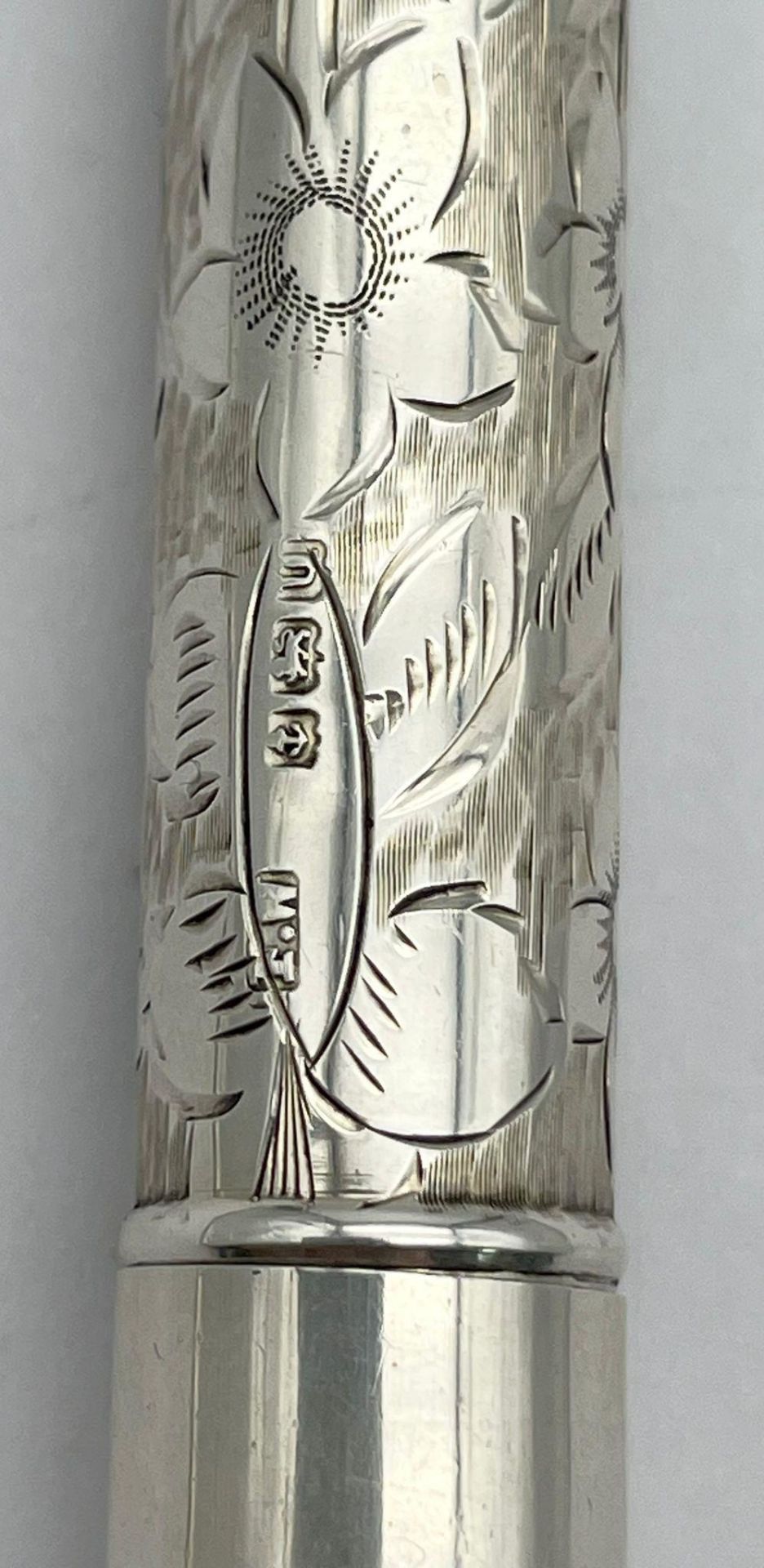 A Silver Selection to Include, A Silver Pencil Holder with Original Pencil, A Silver Cheroot and - Image 9 of 9