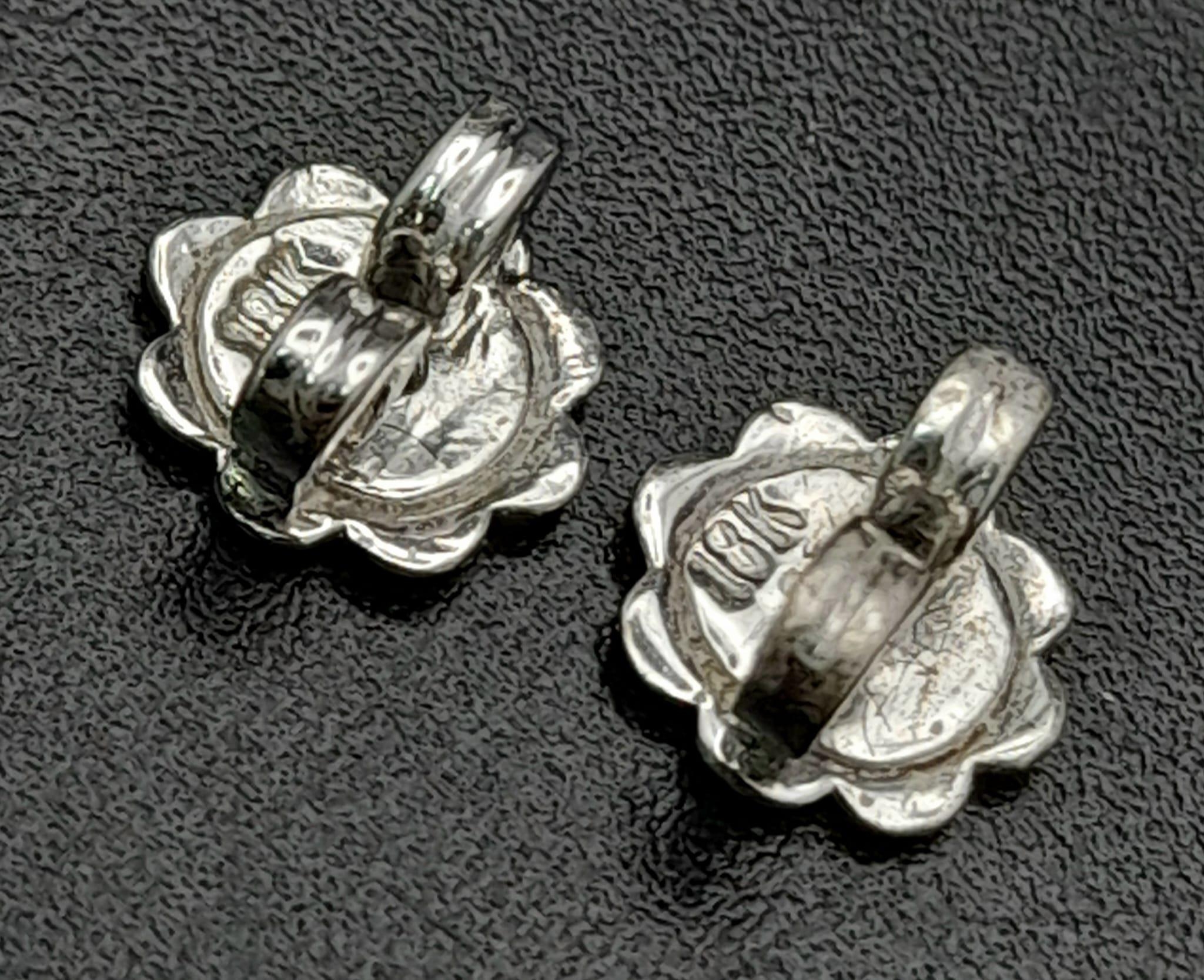 A Pair of Unique Hand-Made 18K White gold, Diamond and Seed Pearl Drop Earrings. Art Deco - Image 5 of 6