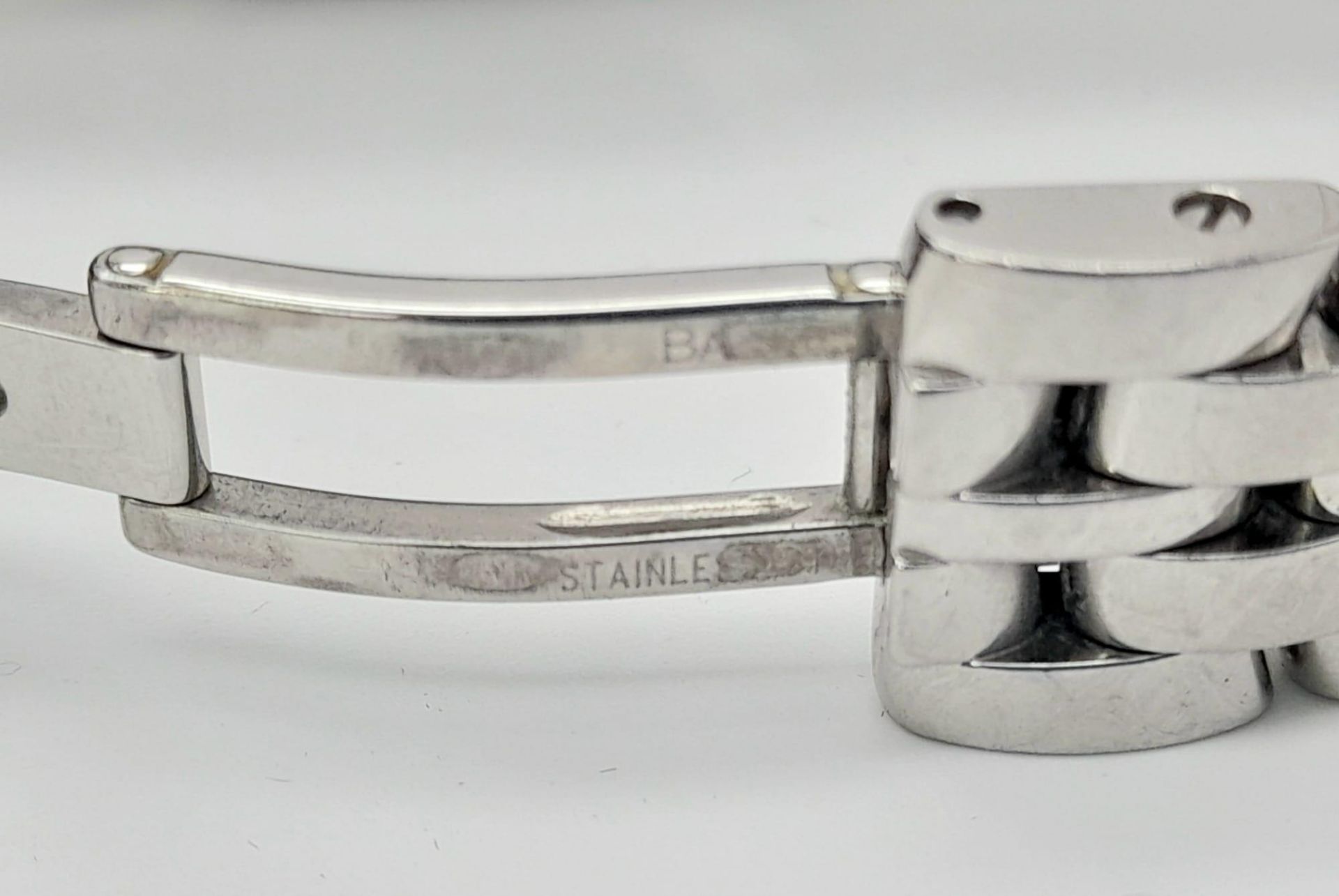 A Baume and Mercier Geneve Quartz Ladies Watch. Stainless steel strap and case - 28mm. Blue dial - Bild 7 aus 11