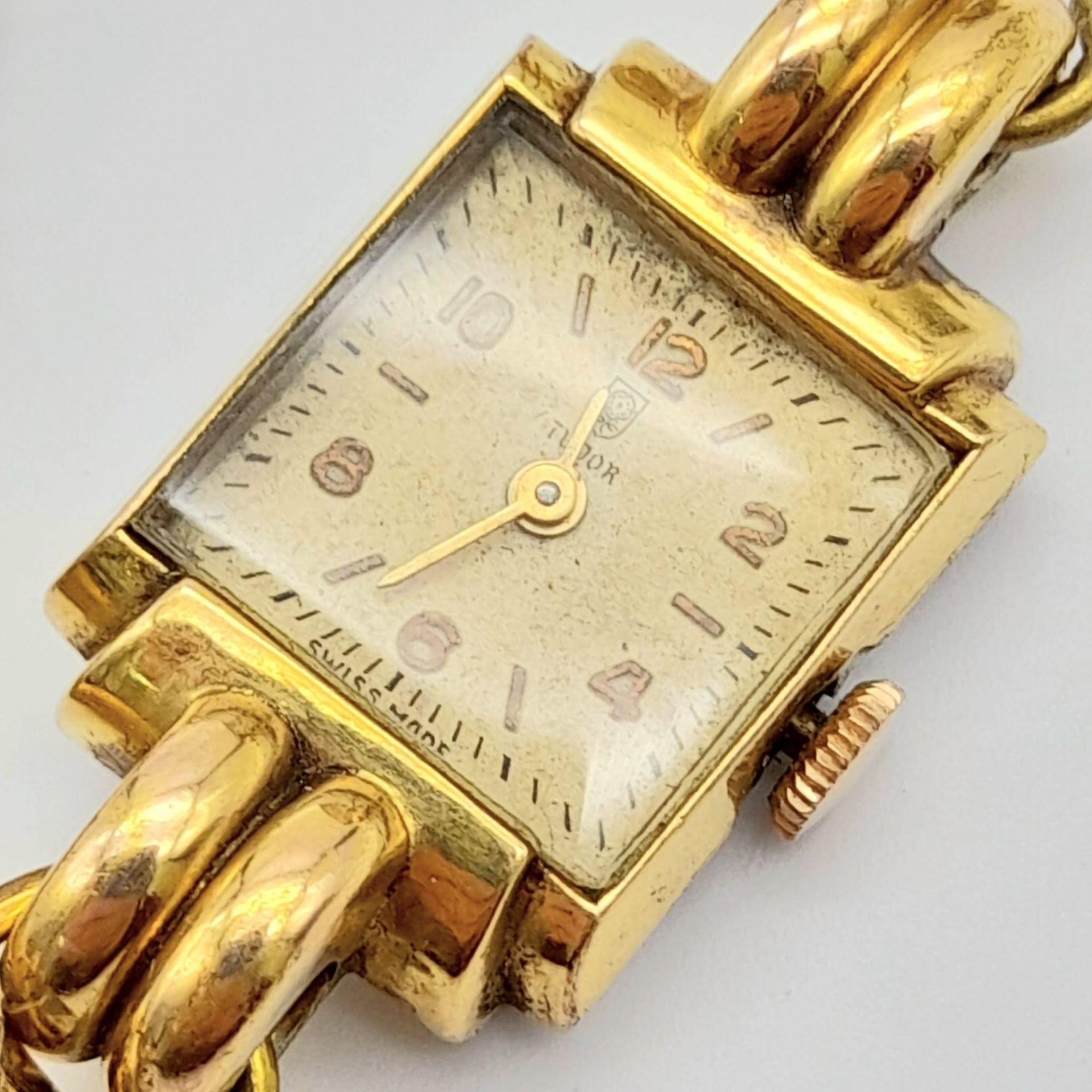 A Vintage Tudor (Rolex) Ladies Watch. Gold plated bracelet. Small rectangular case - 16 x 22mm. - Bild 6 aus 6