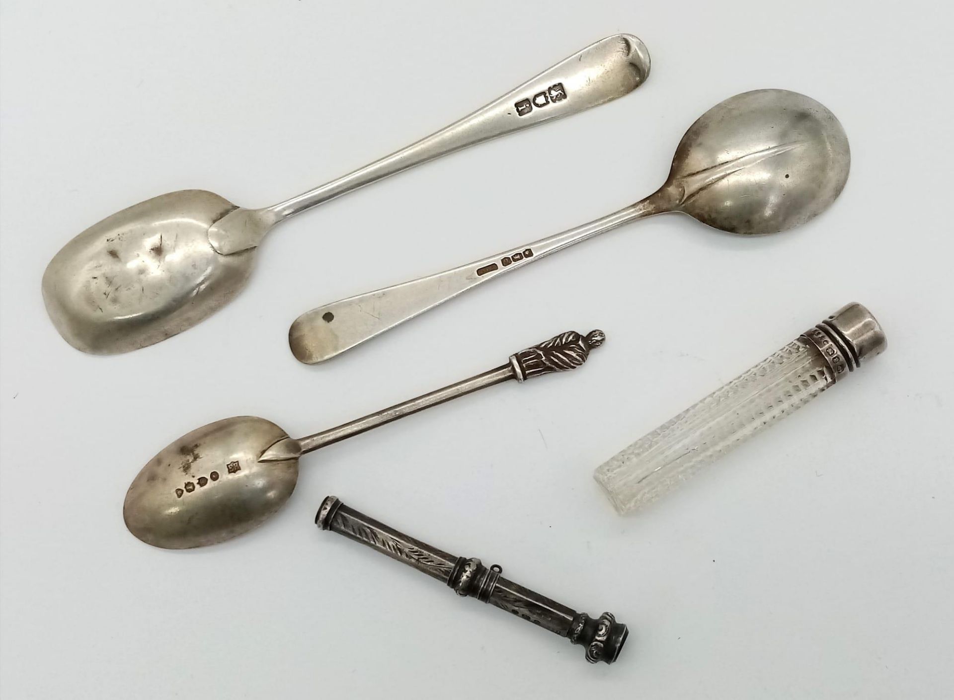 A Mixed Lot of Vintage Silver Items. Includes 3 x spoons, telescopic pencil, powder/liquid vial. 60g - Image 2 of 6