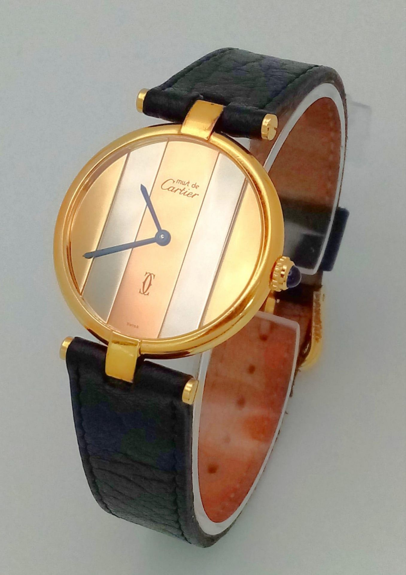 A Cartier Must De Vermeil Tri Colour Unisex Watch. Black leather strap. Vermeil case - 32mm, with - Image 2 of 10