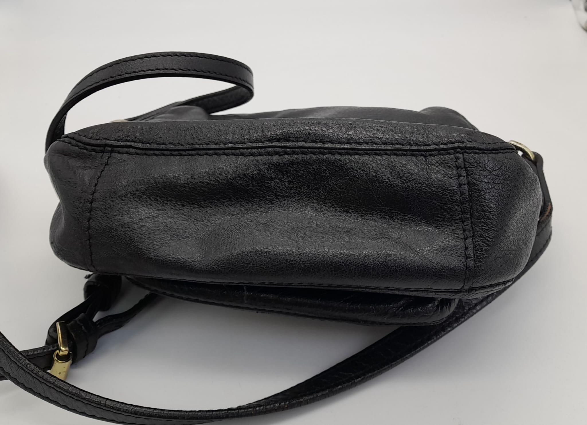 A MULBERRY DOUBLE ZIP SMALL SHOULDER BAG IN SOFT BLACK LEATHER. SEE PHOTO'S FOR CONDITION.. - Image 6 of 6