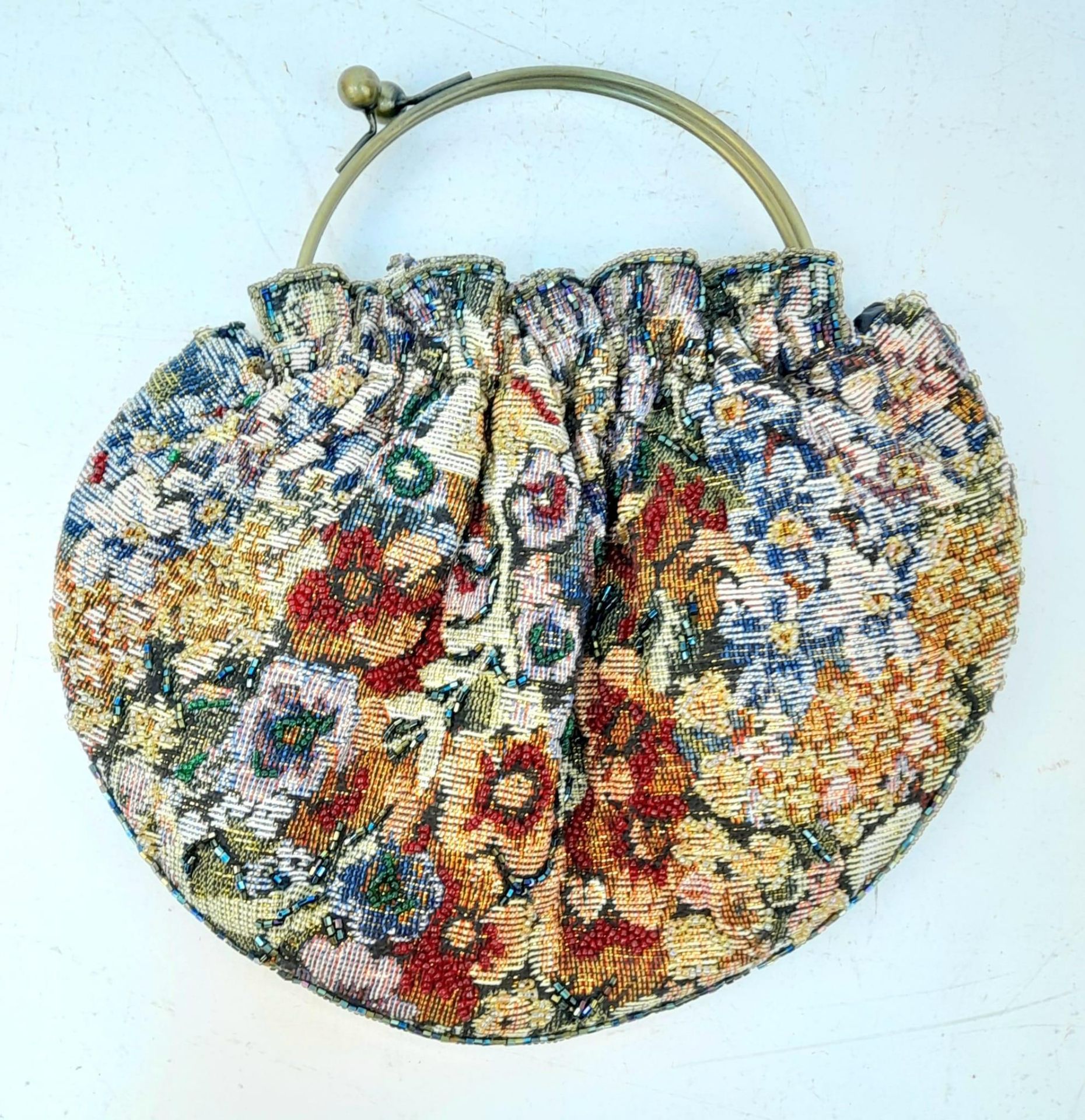 A Multi-Colour Textile and Beaded Handbag. Ball-snap clasp handle. Metal shoulder strap. 26cm x - Bild 2 aus 4