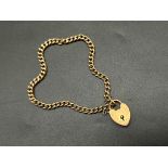 A Vintage 9K Rose Gold Bracelet with Heart Clasp. 20cm. 6.07g