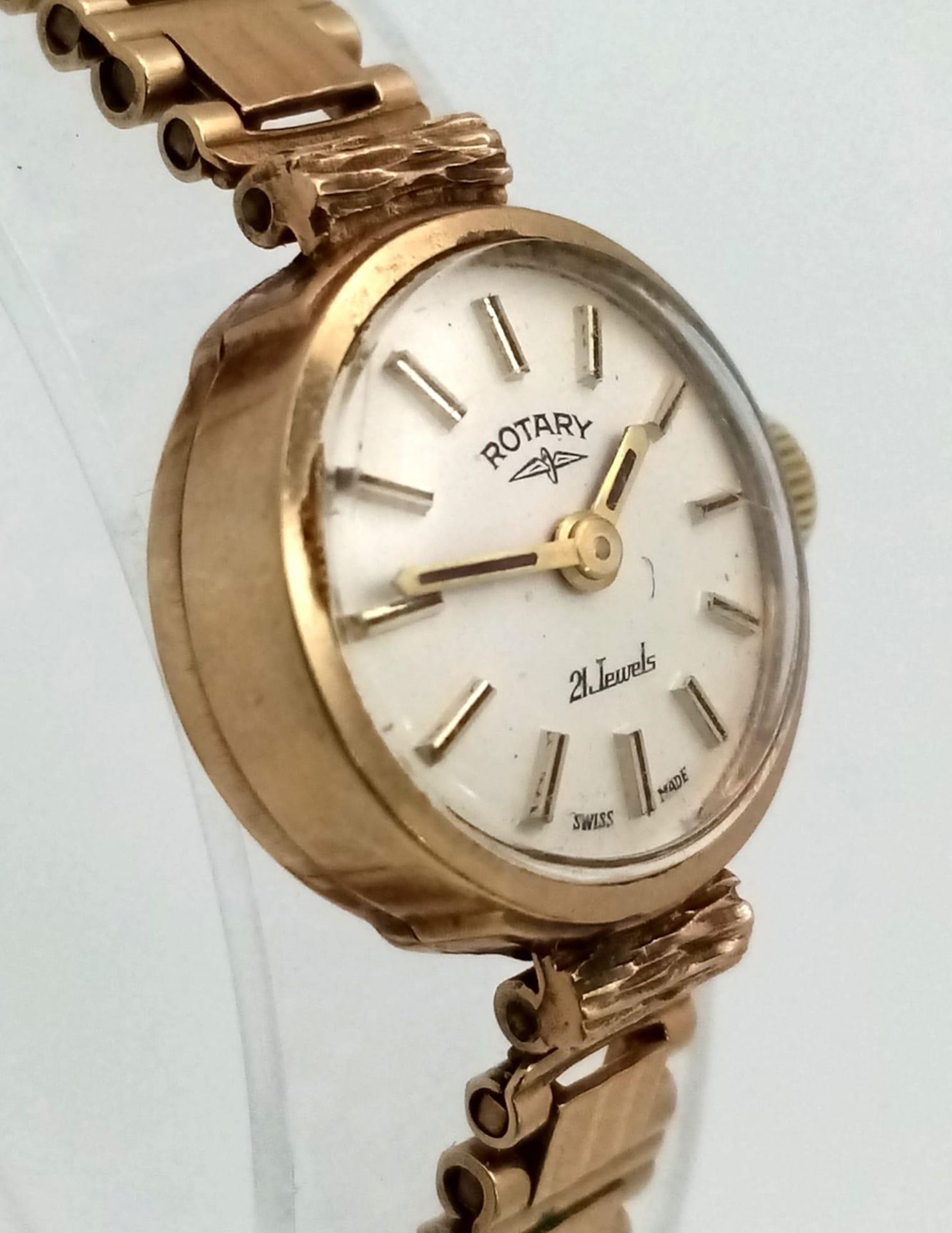 A Vintage Rotary 9K Yellow Gold Mechanical Ladies Watch. 9k gold bracelet and case - 16mm. 21 - Image 4 of 7